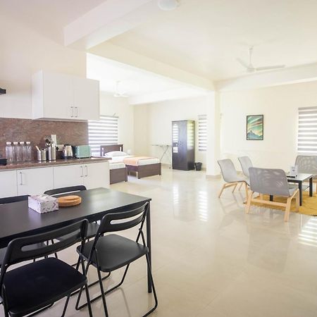 Neemtree Apartments Haydarabad Dış mekan fotoğraf